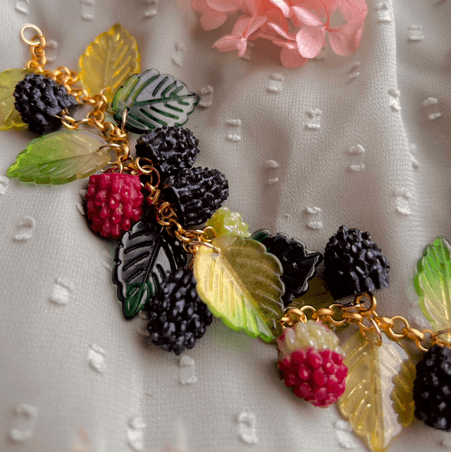 PREORDER - Blackberry Bracelet Gold