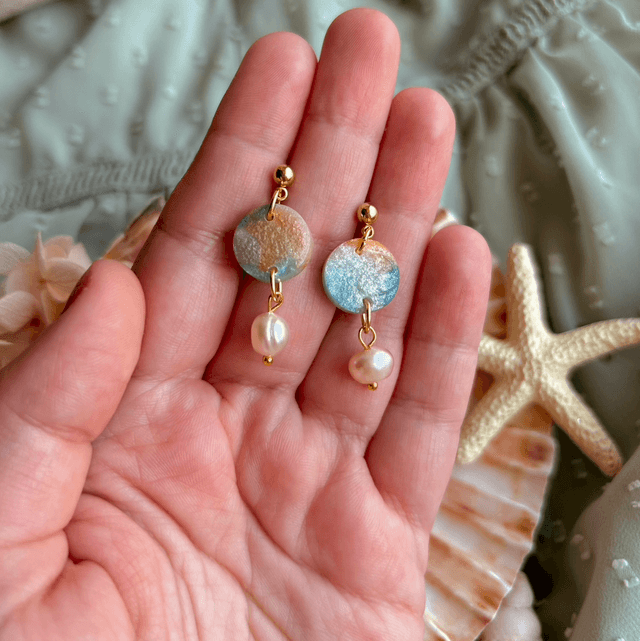 Circular Stud Earrings Holographic Fresh Water Pearls Golden