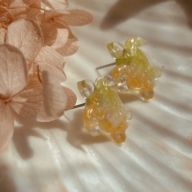 Turtle Stud Earrings Green and Peach Style 2