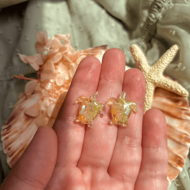 Turtle Stud Earrings Green and Peach Style 2