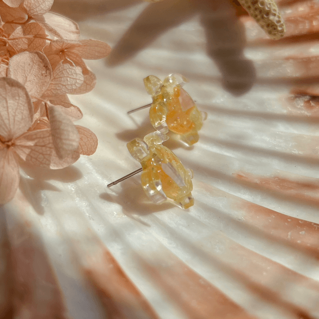 Turtle Stud Earrings Green and Peach Style 1