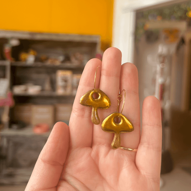Mushroom Earrings - Gold