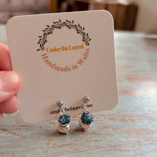 Bubbling Cauldron Stud Earrings 