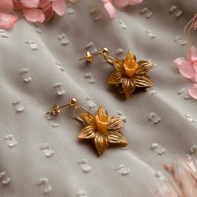 Golden Daffodil Stud Earrings