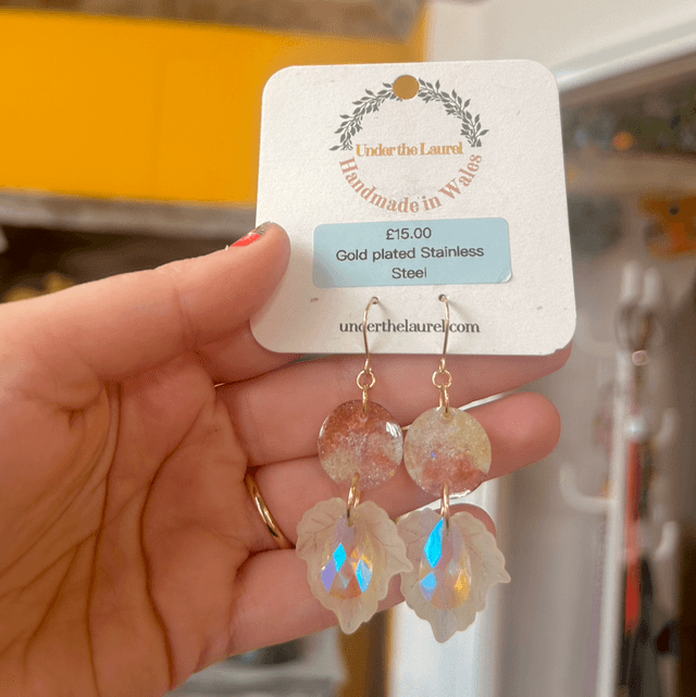 Leaf and Dew Drop Earrings - Pastel Green