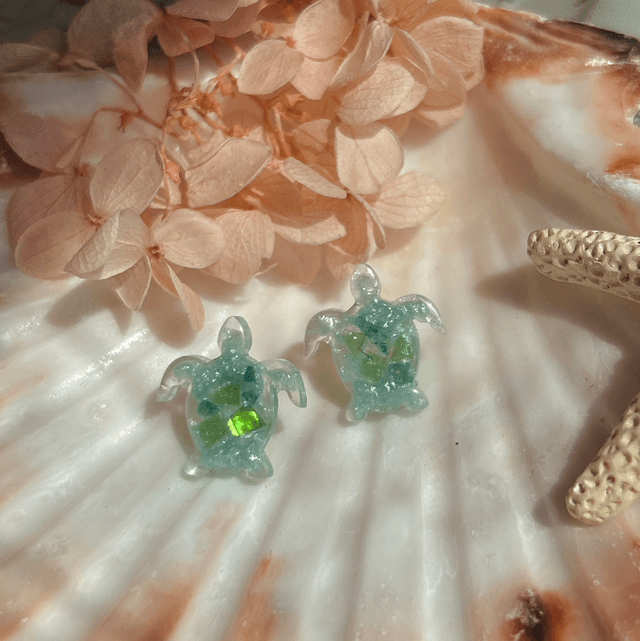 Turtle Stud Earrings with Sea Glass Style 1