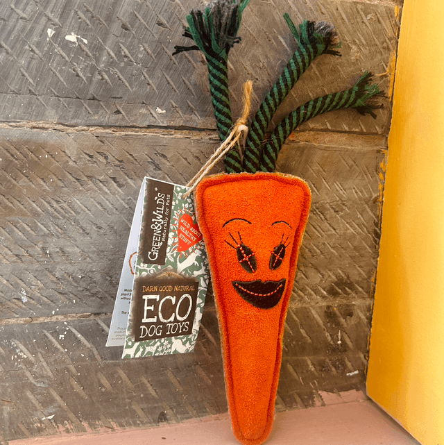 Green & Wild's Candice the Carrot Eco Dog Toy