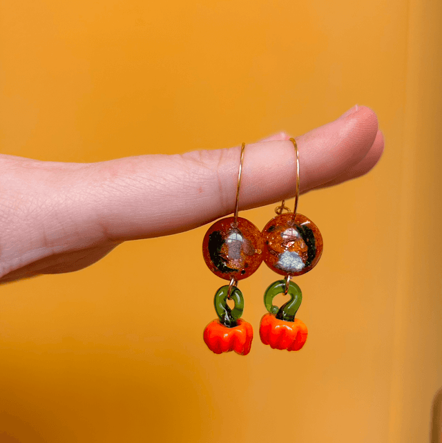 Lampwork Pumpkin Earrings 