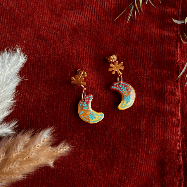 Dainty Floral Moon Earrings with Flower Studs